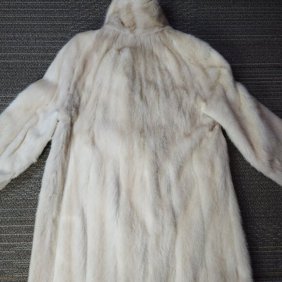 Vintage Eaton Salon White Fur Long Coat (XL - 42) - Picture 10 of 15